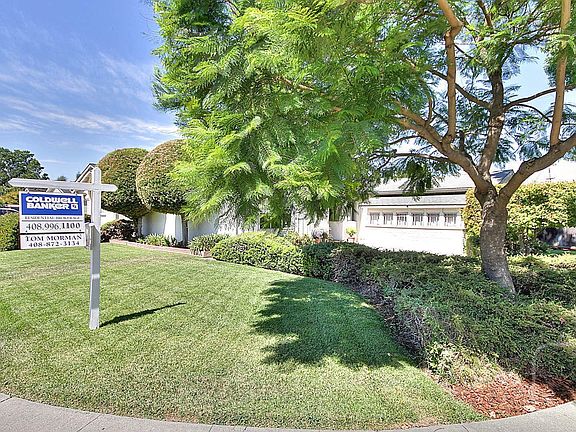 2nd image of 4511 Elmhurst Dr