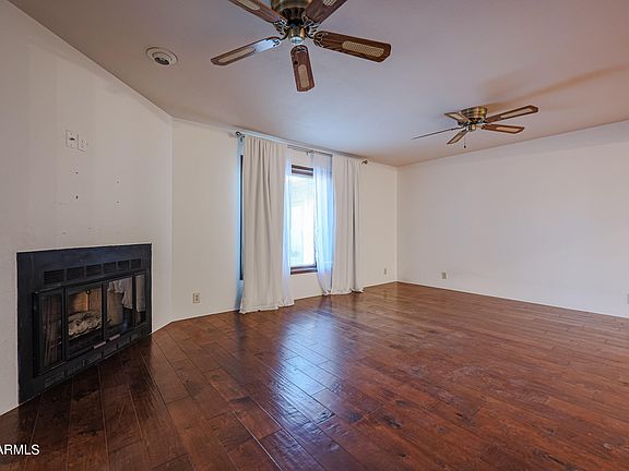 2nd image of 2127 E Bishop Dr