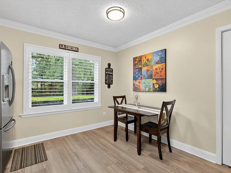 3520 Clifden Dr — Photo 56