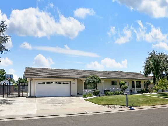 4th image of 830 Tehama Dr