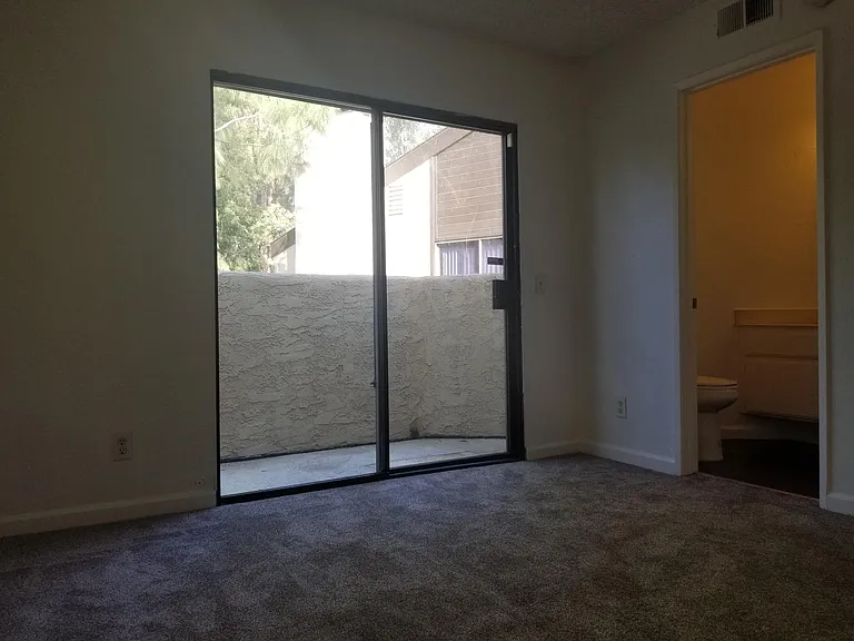 3601 Loggers Ln — Photo 13