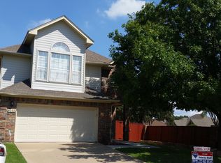 9400 Apple Way, Irving, TX 75063