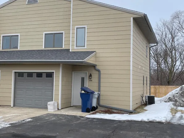 2208 18th Ave SE, Rochester, MN 55904