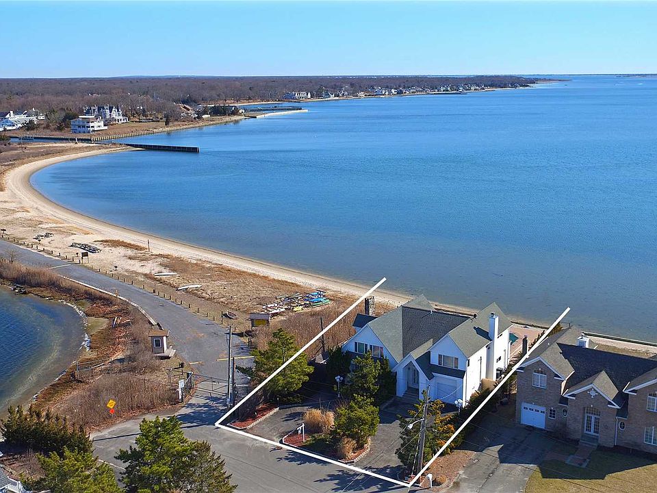 14 Seaview Ln, Center Moriches, NY 11934 Zillow