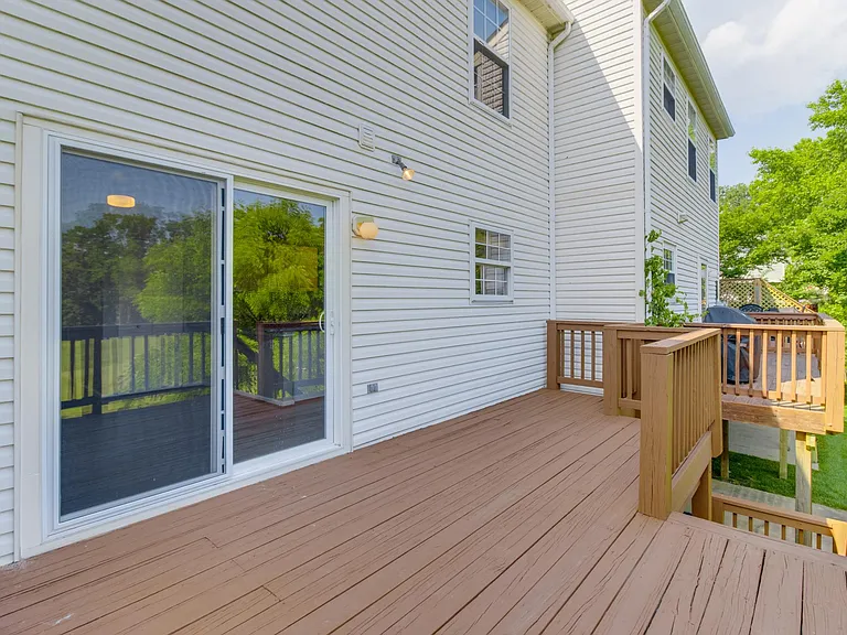 733 Mashie Ct — Photo 44