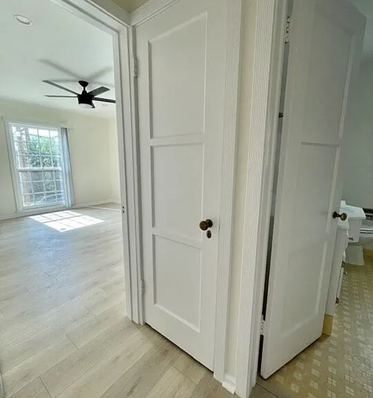 1600 N Martel Ave #B — Photo 18
