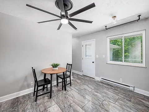 568 Wagon Wheel Ln — Photo 18