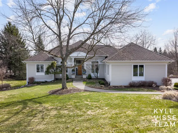 1798 Flowers Mill Dr NE, Grand Rapids, MI 49525