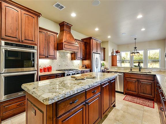 5th image of 107 Pine Barrens Ct
