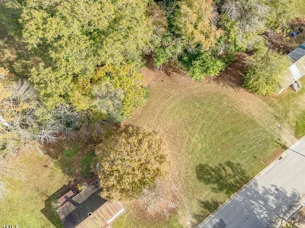301 S Ash St #7024, Spring Hope, NC 27882