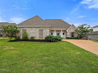 108 Ashwood Pl, Pearl, MS 39208