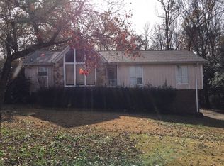 415 13th Pl, Pleasant Grove, AL 35127