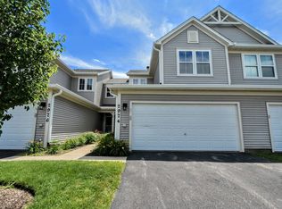 2974 Falling Waters Ln UNIT 18, Lindenhurst, IL 60046