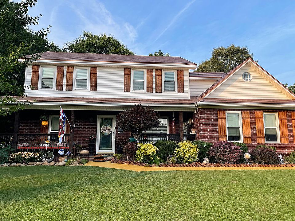 1st image of 1001 Brookhill Dr