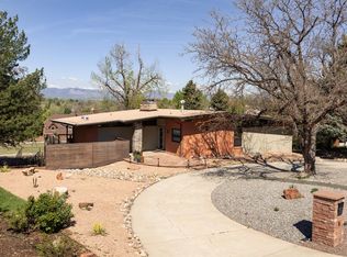 8 Lindenwood Dr, Littleton, CO 80120