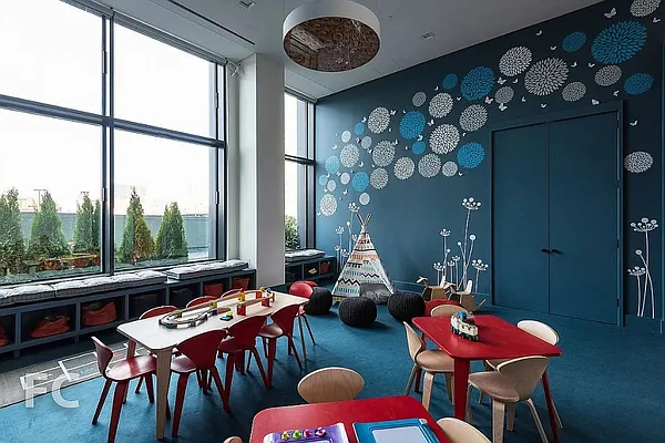 Sold by Compass | media 22