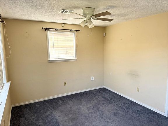 4th image of 728 N Dilton St