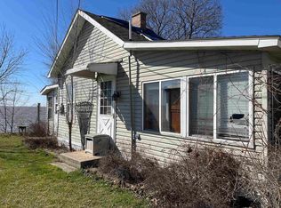 653 Long Beach Dr, Chilton, WI 53014