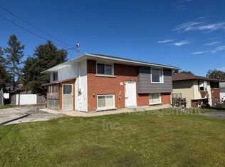 390 Elliott St, Thunder Bay, ON P7A1N2
