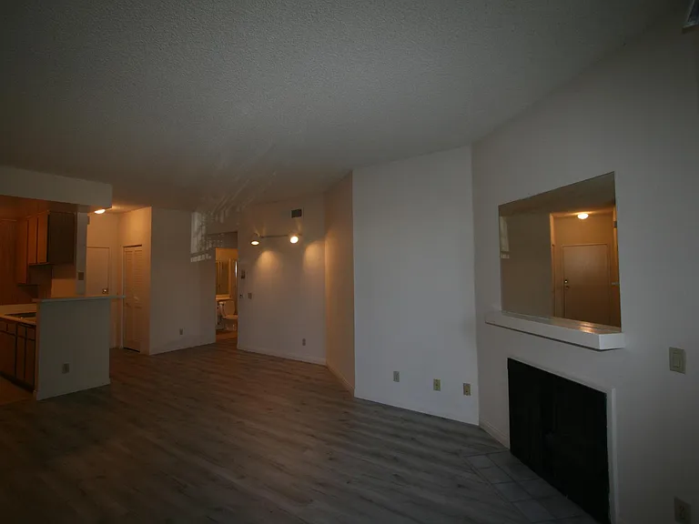 3637 Clarington Ave #113 — Photo 2