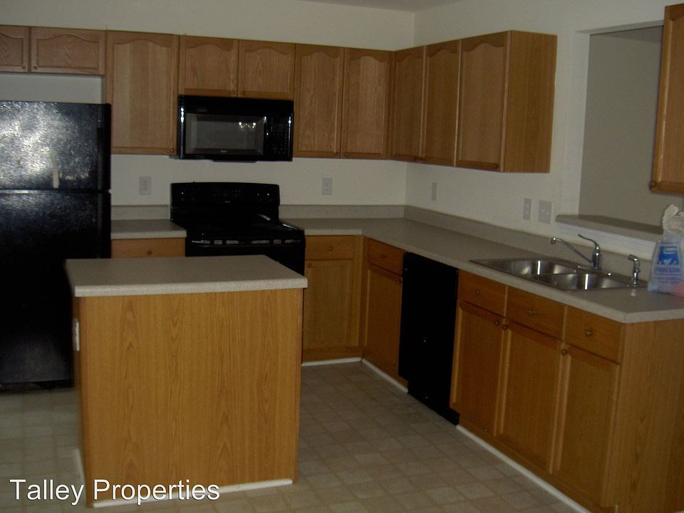 2nd image of 2341 Gooseberry Rd