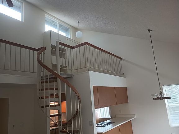 2nd image of 19853 25th Ave NE APT 317