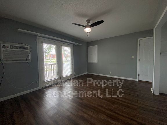 2nd image of 523.5 W 7th St