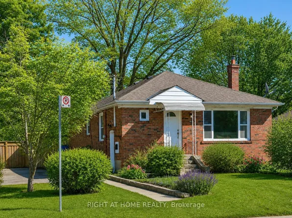 48 Loney Ave, Toronto, ON M3L 1E9