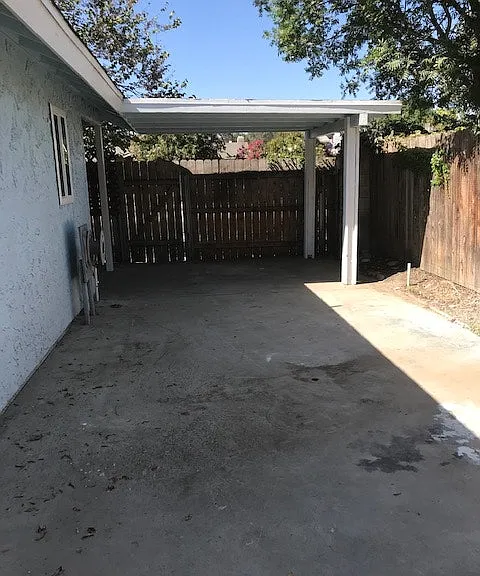 2248 N Gowdy St — Photo 19