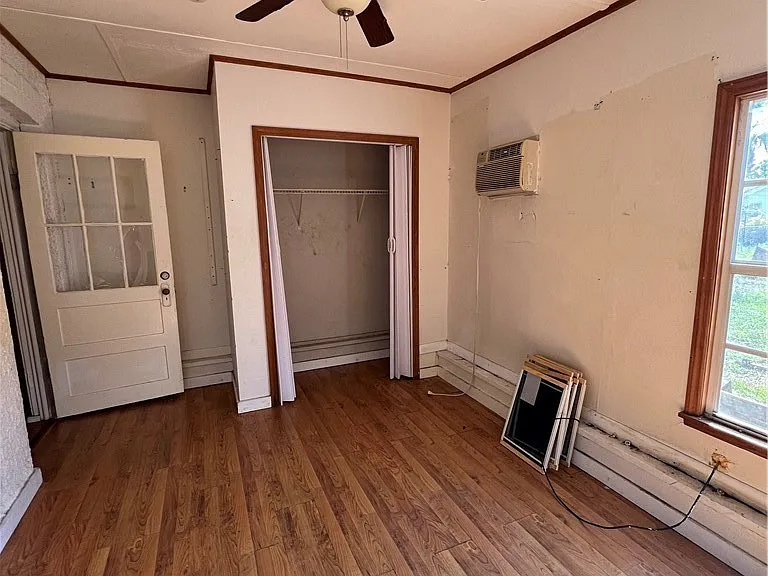 3835 Lake St — Photo 8