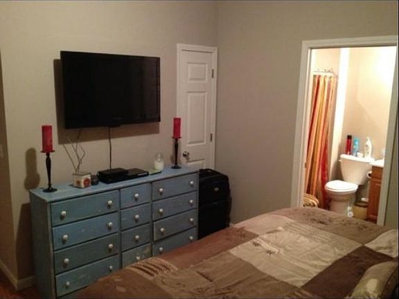 2 and 3 bedrooms available