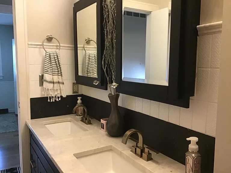 2054 Brofford Dr — Photo 9