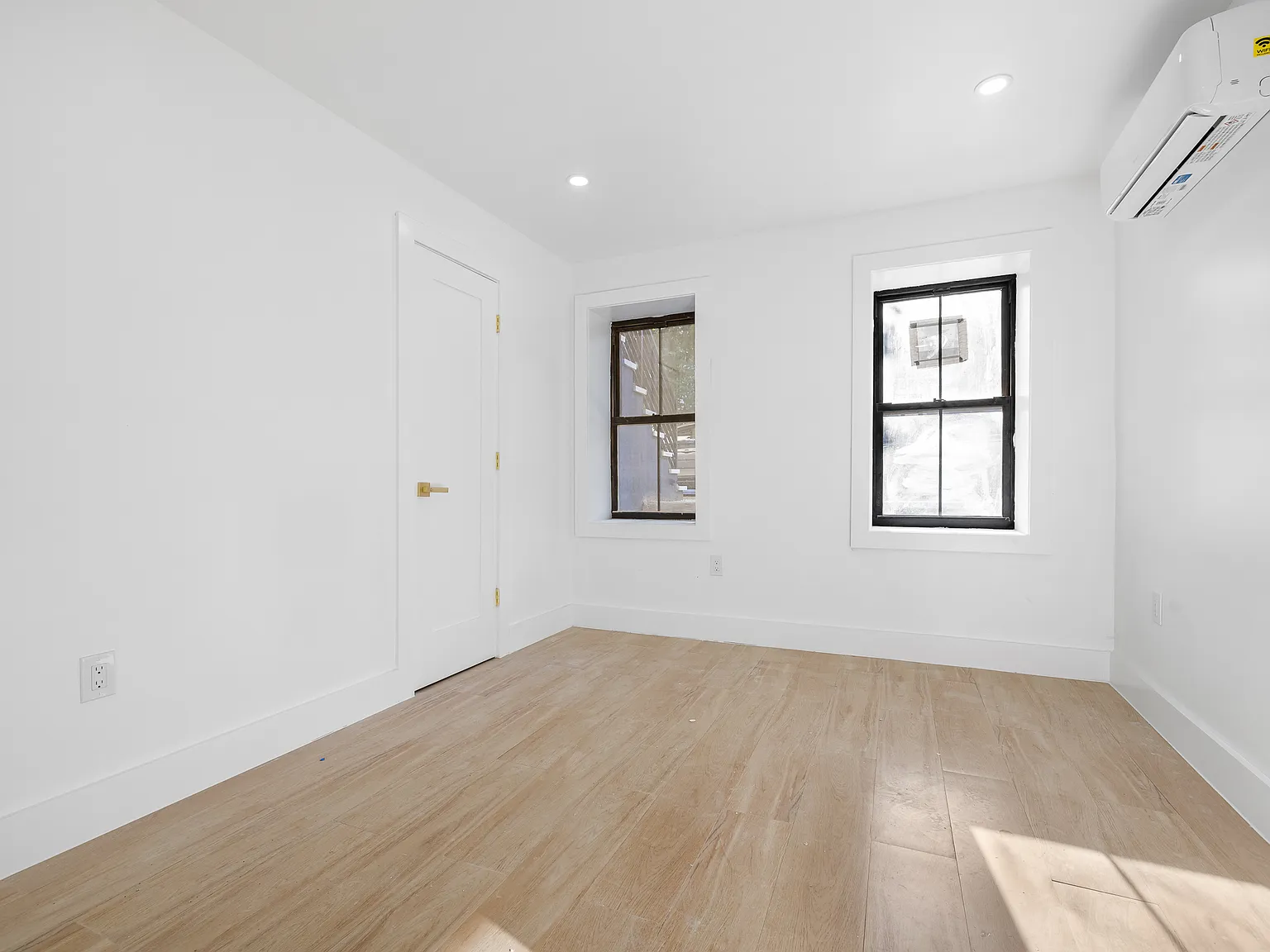 259 East 28th Street — Photo 4