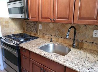 26 Pondfield Rd W APT 2C, Bronxville, NY 10708