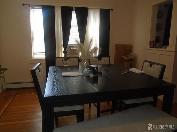 5th image of 206 Washington Ave