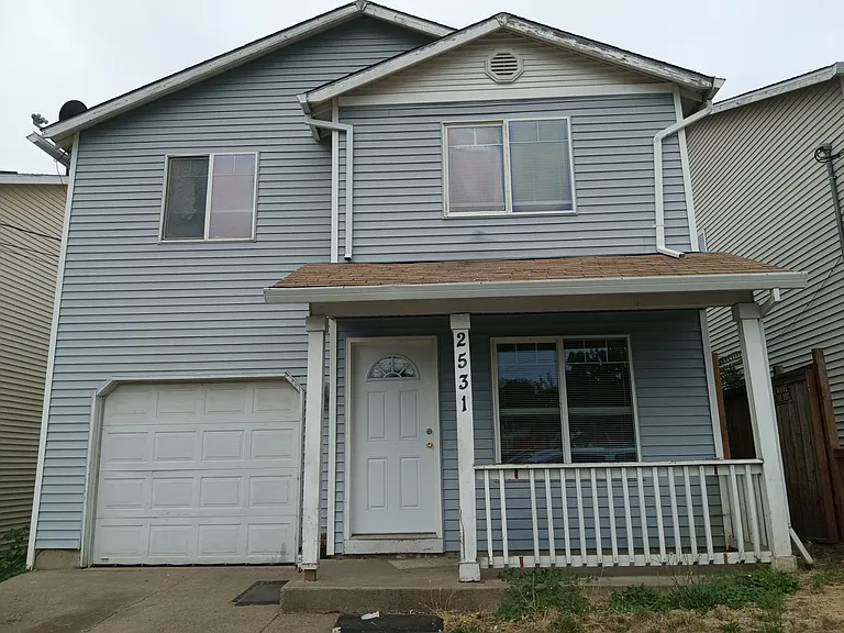 2531 SE 105th Ave — Photo 7