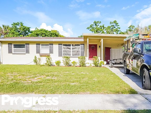 4th image of 2212 Driftwood Dr