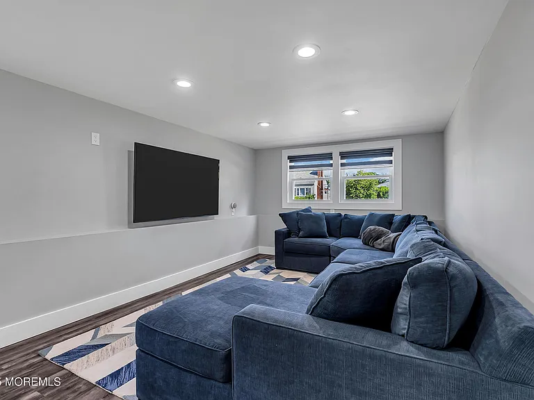 14 Fulton Ave — Photo 13
