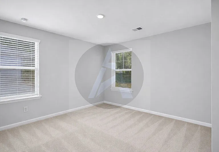 1420 Hunter Trl — Photo 4
