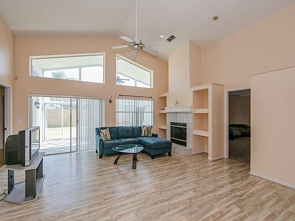 5th image of 609 Seascape Ave