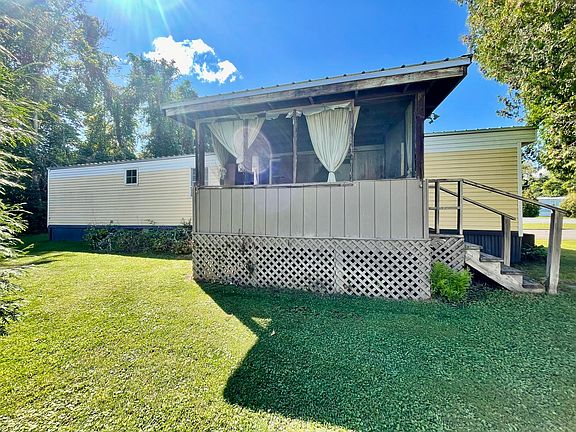3rd image of 12 Stony Acres Dr