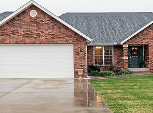 13 N Port Dr, Monett, MO 65708