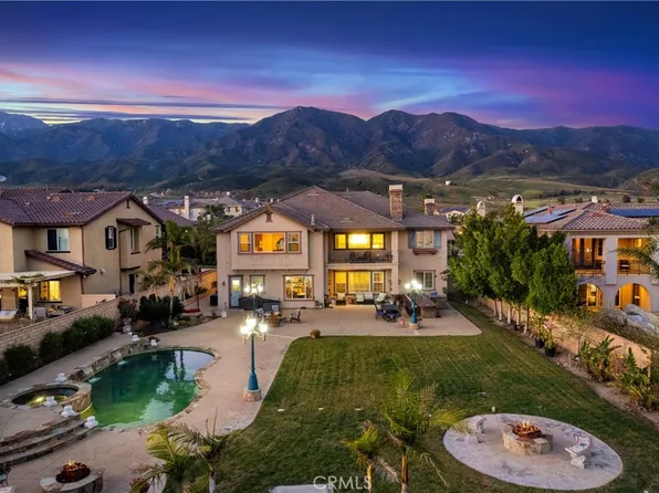 13761 Breeders Cup Dr, Etiwanda, CA 91739