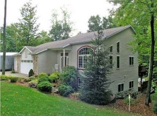 3571 Diamond Ridge Dr NE, Rockford, MI 49341