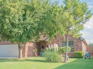 4720 Roche Dr, Yukon, OK 73099