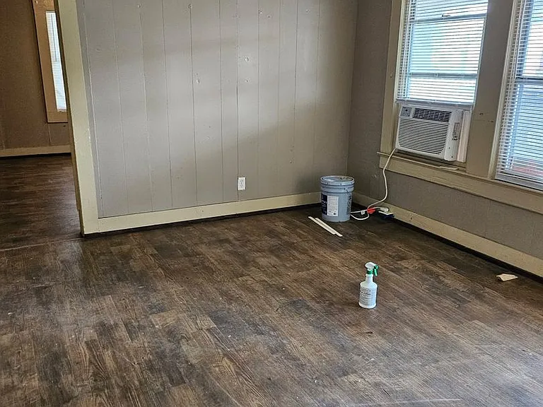 603 E Leonard Ave — Photo 5