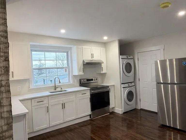 5 Chestnut St — Photo 4