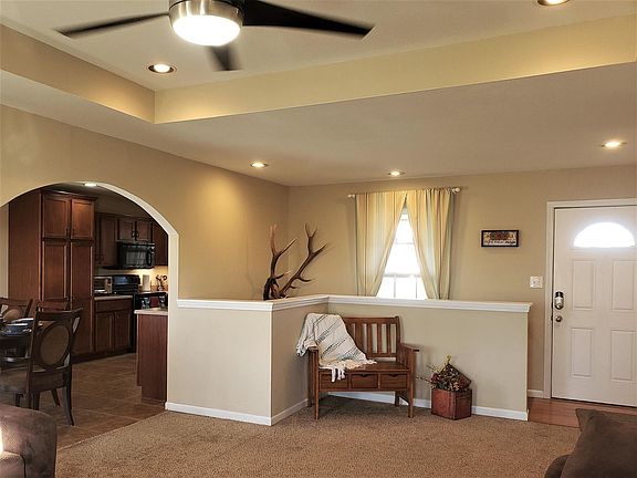 4th image of 9491 Erika Ln