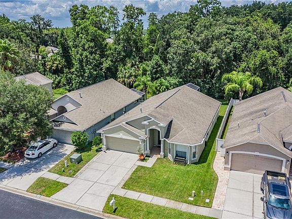 3rd image of 25235 Geddy Dr