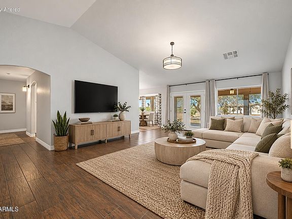 5th image of 832 N 98TH Street